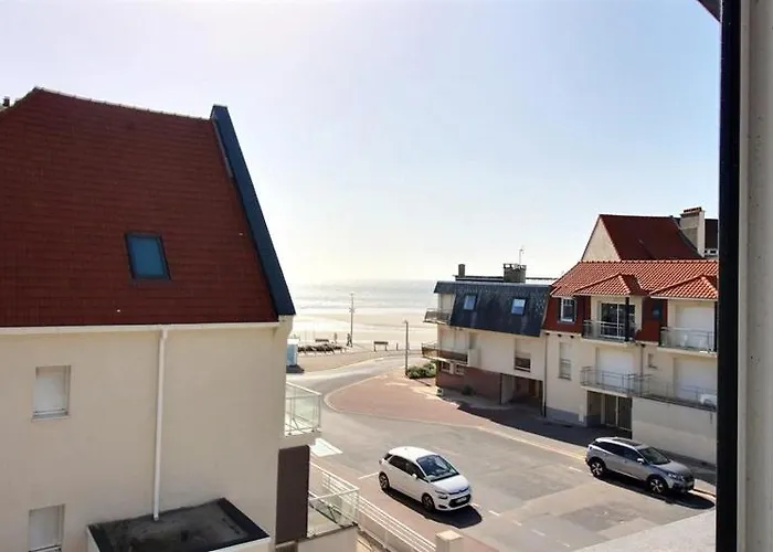 Annonce Professionnelle. 2 Avec Terrasse Sud, à 50m De La Plage, Pour 4 à 5 Personnes *